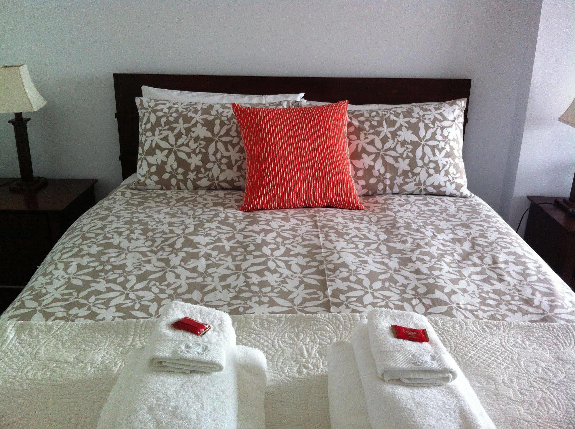 Corinella On The Esplanade Bed & Breakfast Ngoại thất bức ảnh